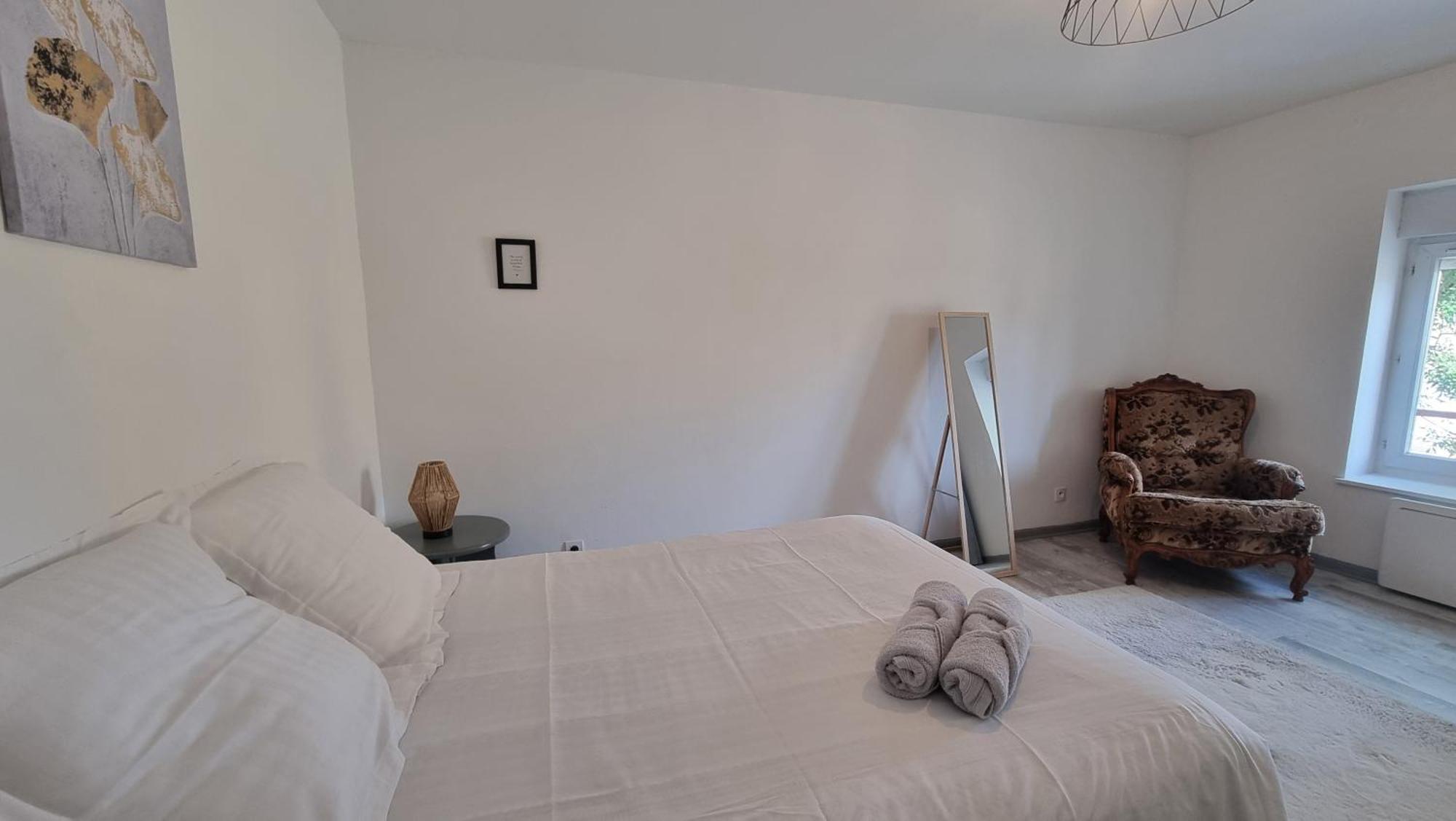 Apt 2 Pieces Cosy Le Rimbaud Charleville-Mézières المظهر الخارجي الصورة
